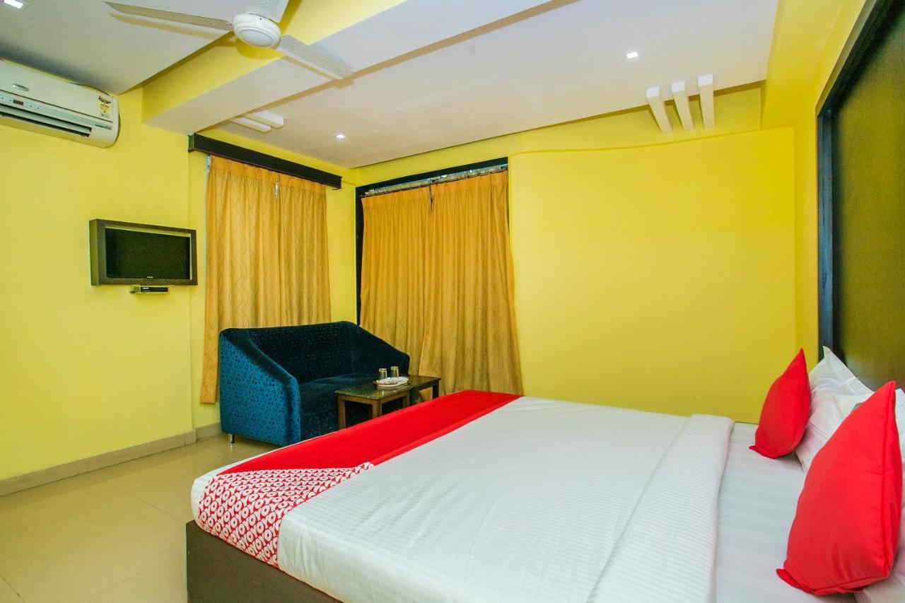 Oyo 25121 Bns Lodge Bangalore Luaran gambar