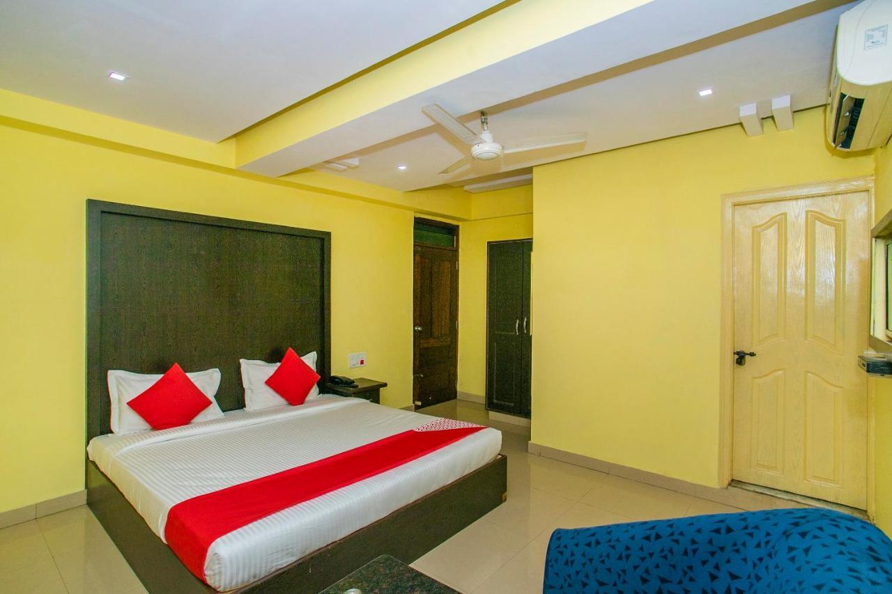Oyo 25121 Bns Lodge Bangalore Luaran gambar